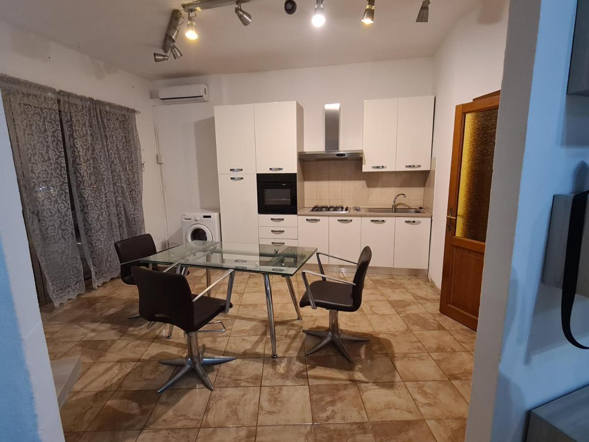 Casa Olbia Appartamento Esterno foto